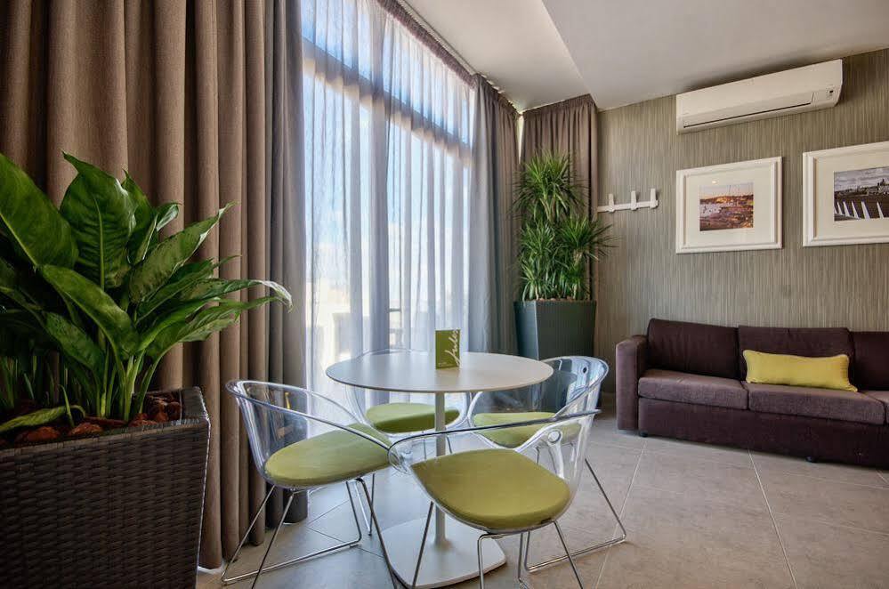 Jules Suites Saint Julian's Luaran gambar